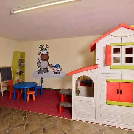 苏恩维斯公寓 * 厄茨